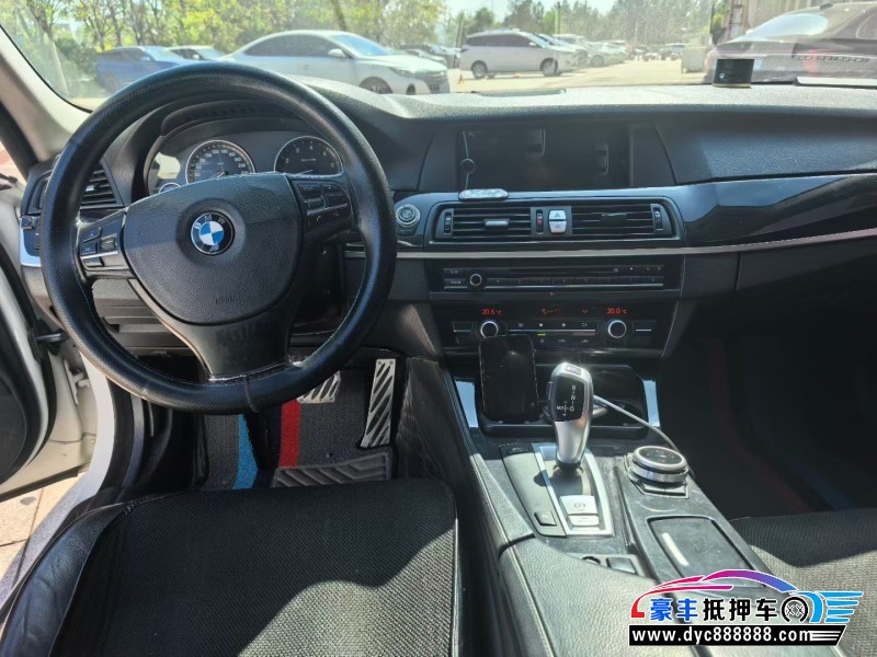 12年宝马5系轿车抵押车出售