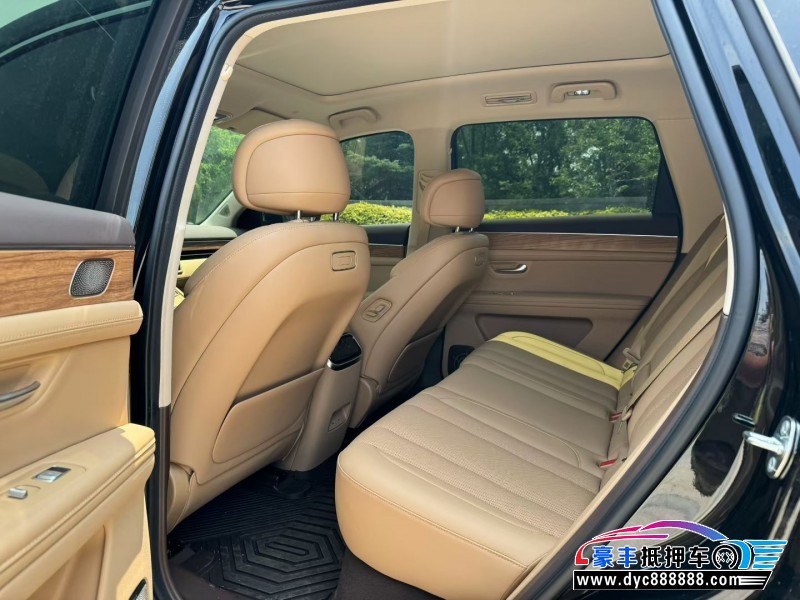 25年华为问界轿车抵押车出售