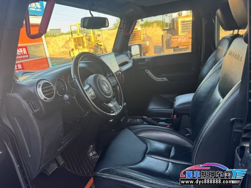 14年Jeep牧马人轿车抵押车出售