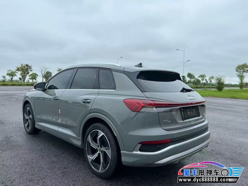 25年奥迪Q4轿车抵押车出售