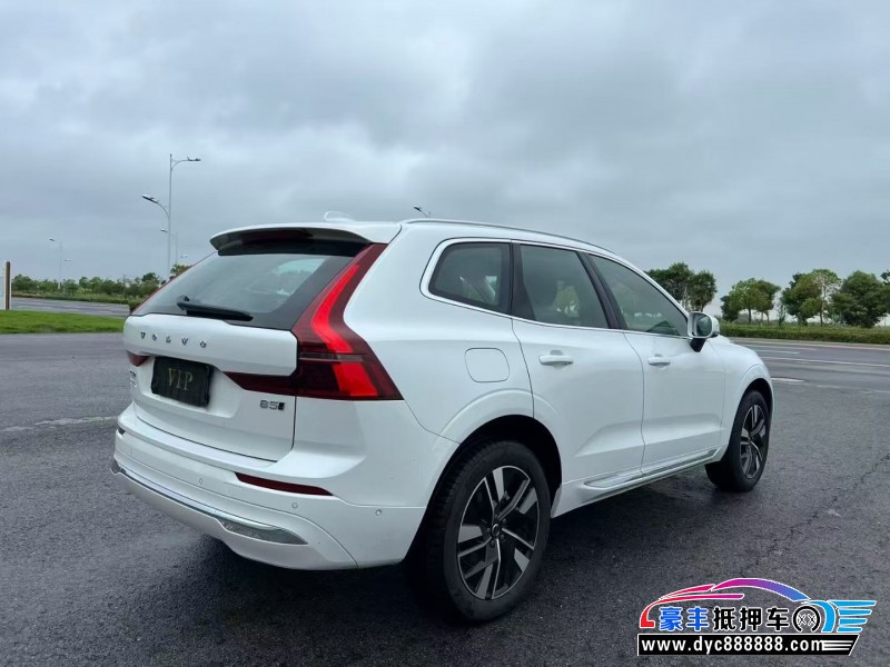 25年沃尔沃XC60轿车抵押车出售