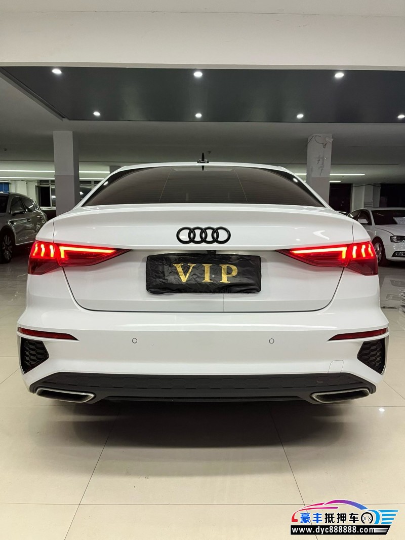 22年奥迪A3轿车抵押车出售