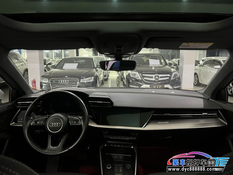 22年奥迪A3轿车抵押车出售