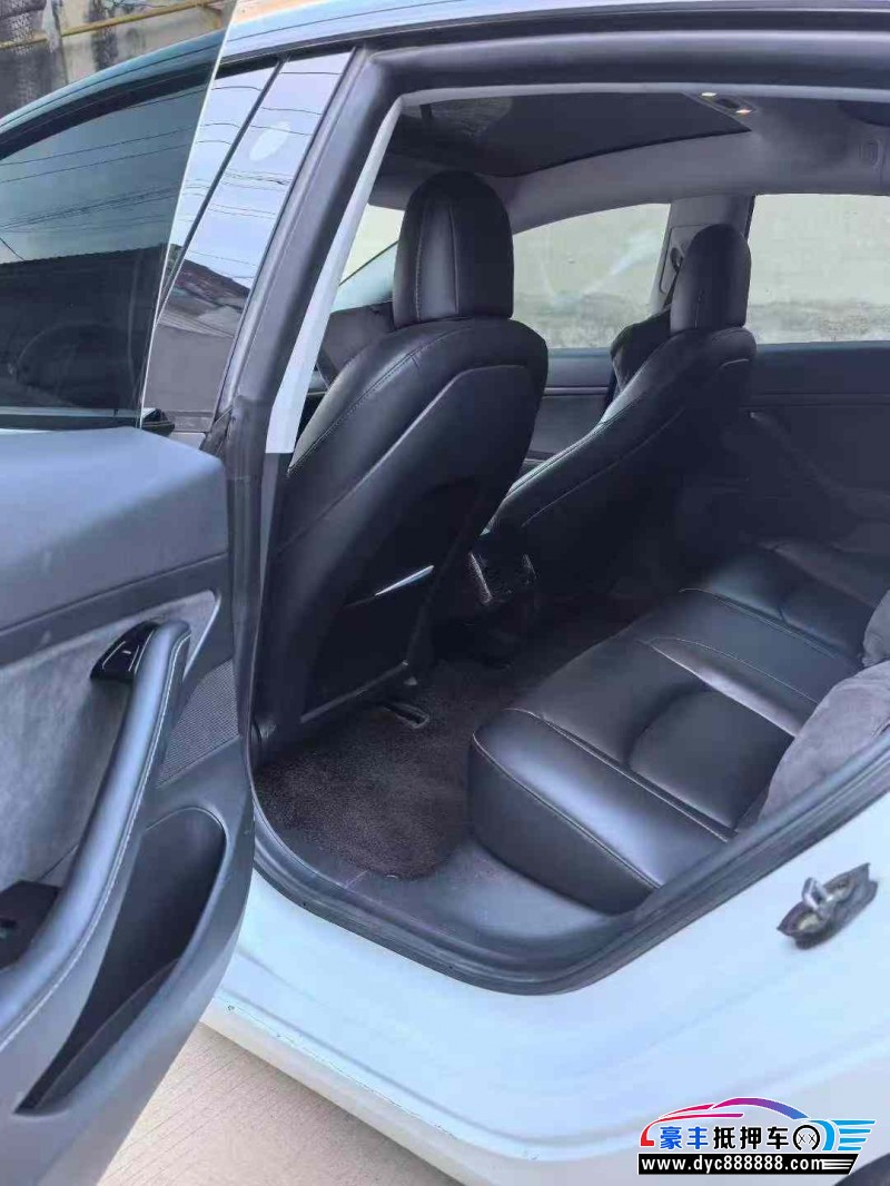 20年特斯拉MODEL 3轿车抵押车出售