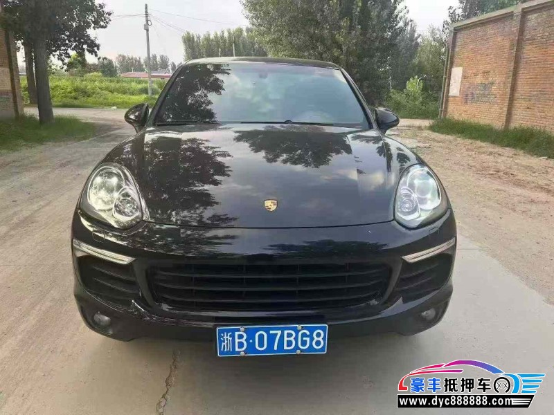 18年保时捷卡宴轿车抵押车出售