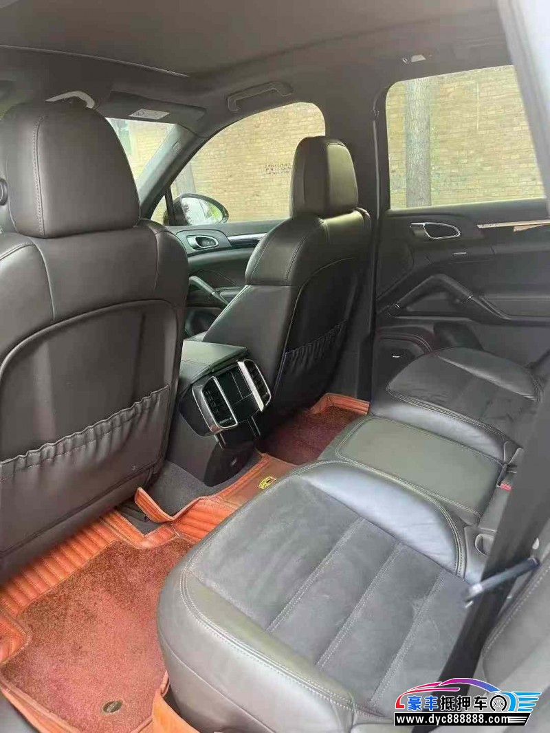 18年保时捷卡宴轿车抵押车出售