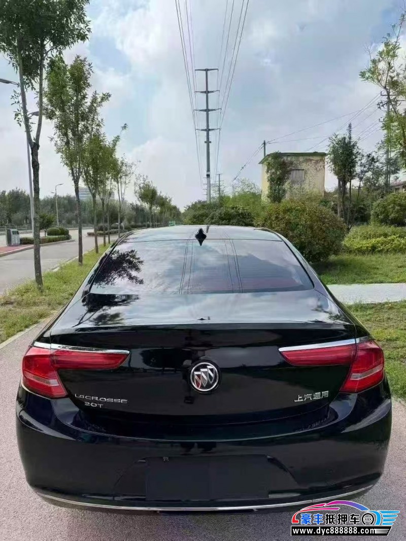 18年别克君越轿车抵押车出售