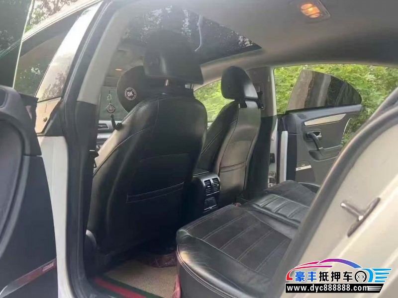 13年大众CC轿车抵押车出售
