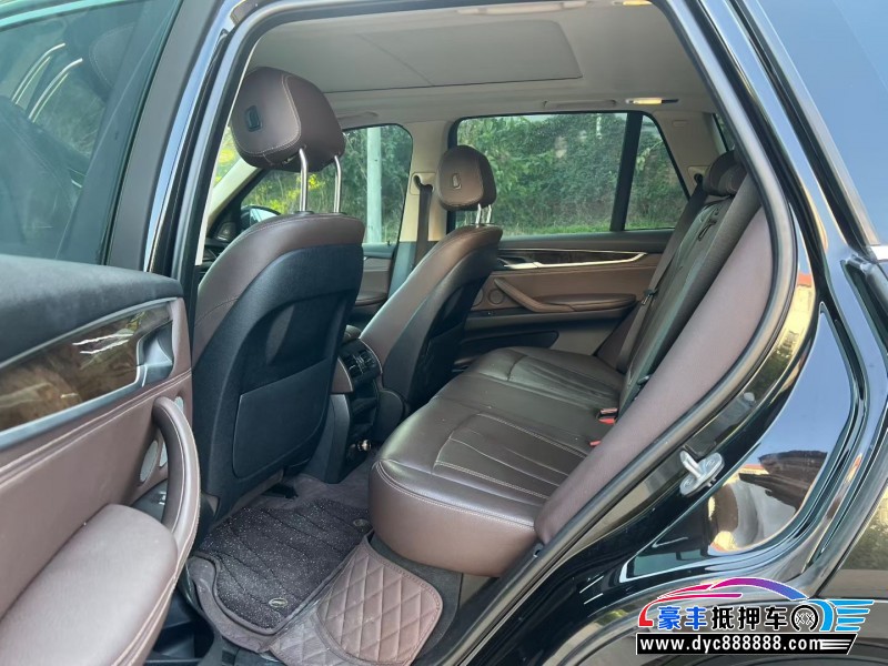 18年宝马X5轿车抵押车出售