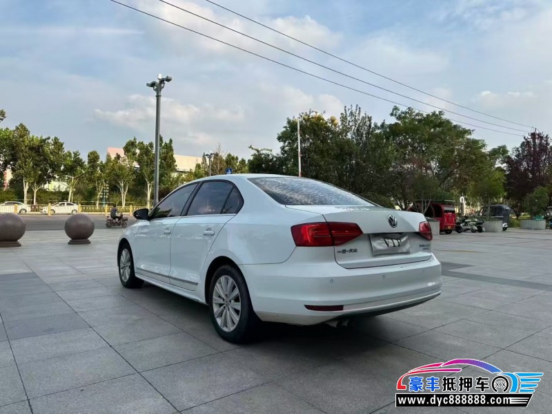 16年大众速腾轿车抵押车出售