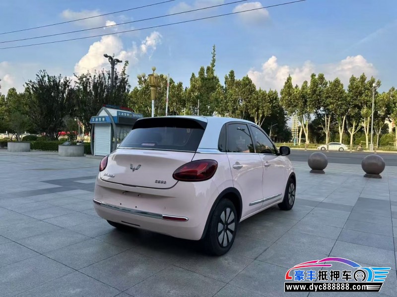 24年五菱缤果轿车抵押车出售