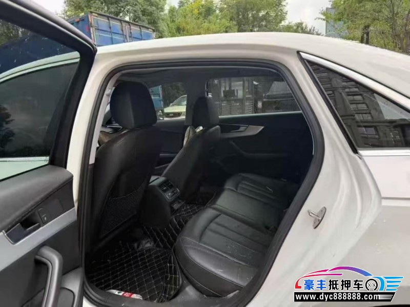 20年奥迪A4轿车抵押车出售
