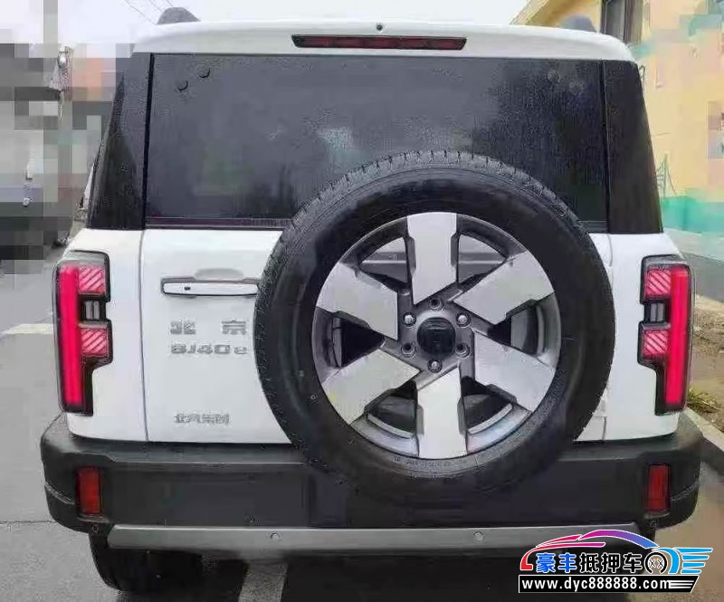 25年北京BJ40轿车抵押车出售