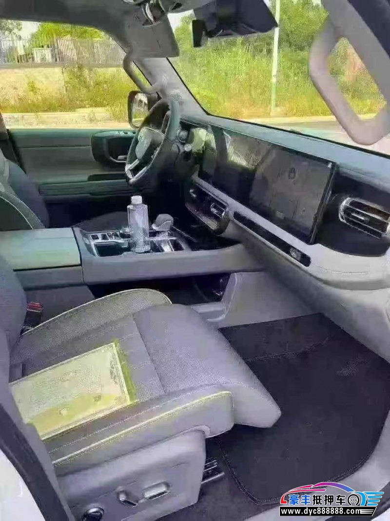 25年北京BJ40轿车抵押车出售