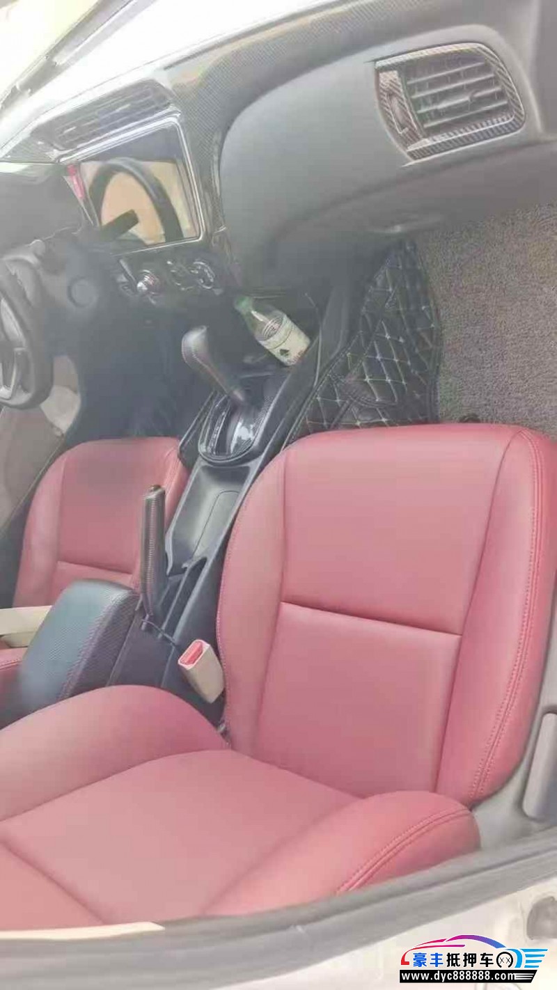 16年本田锋范轿车抵押车出售