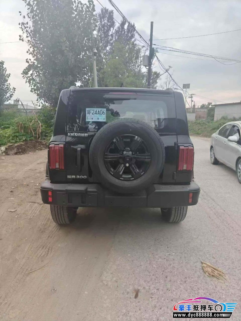 25年WEY坦克300轿车抵押车出售