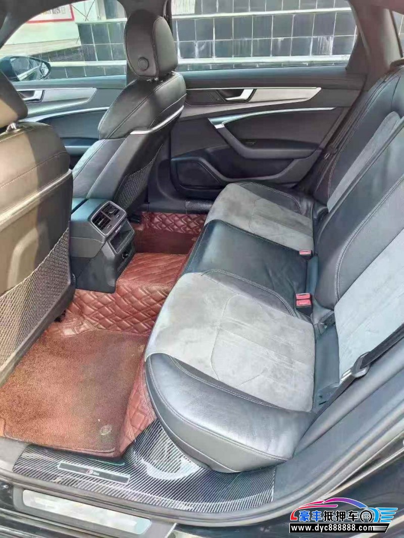 20年奥迪A6L轿车抵押车出售