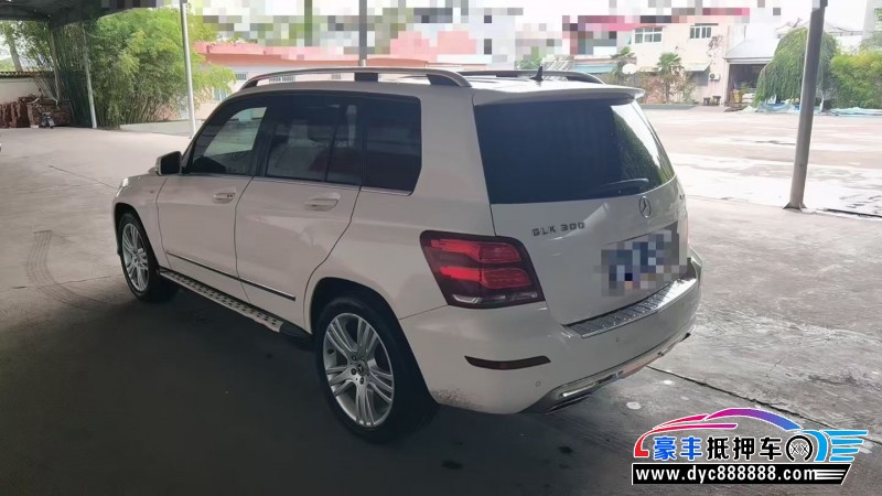 16年奔驰GLK轿车抵押车出售