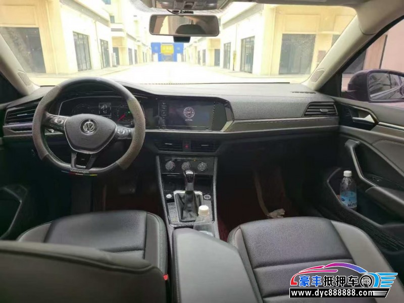 22年大众速腾轿车抵押车出售