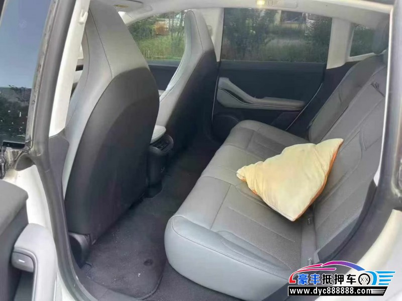 24年蔚来ET5轿车抵押车出售