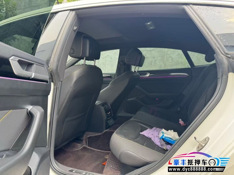 21年大众CC轿车抵押车出售