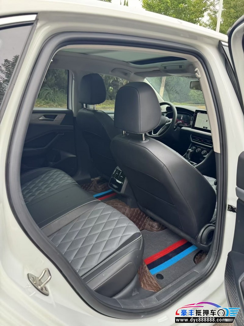 24年大众速腾轿车抵押车出售