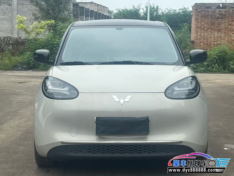 24年五菱缤果轿车抵押车出售