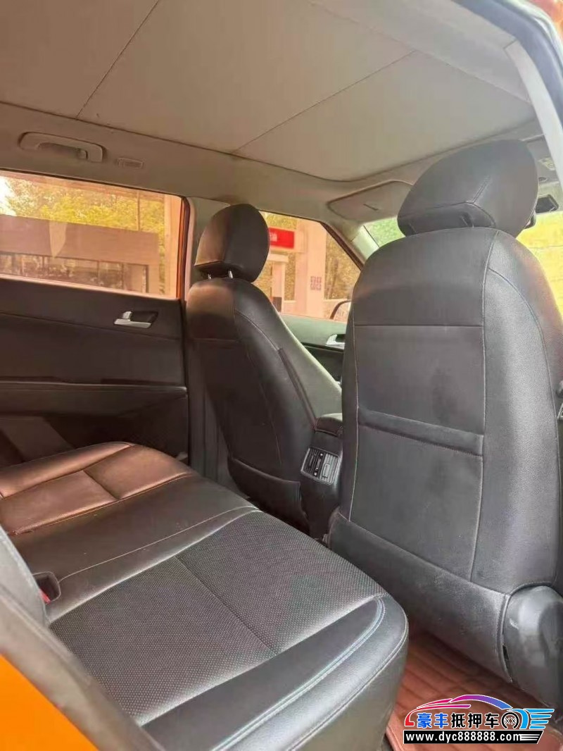 14年现代ix25SUV抵押车出售