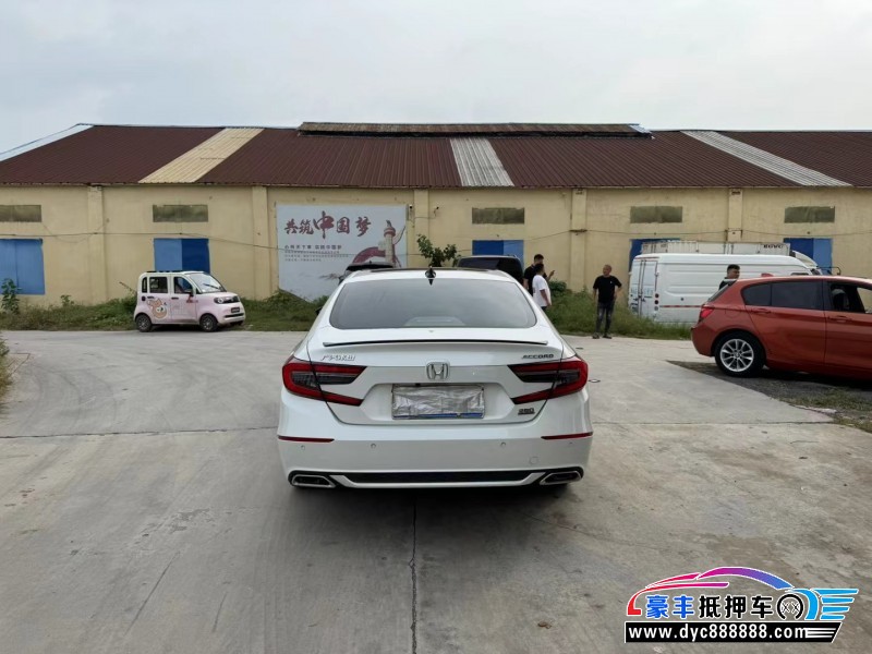 23年本田雅阁轿车抵押车出售