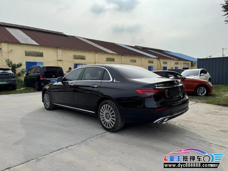 22年奔驰E轿车抵押车出售