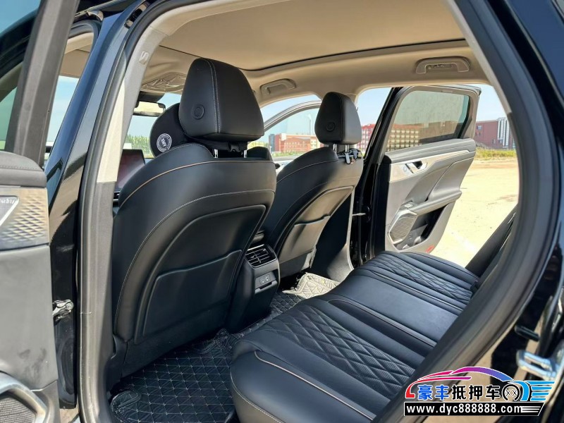 23年WEY魏派拿铁轿车抵押车出售