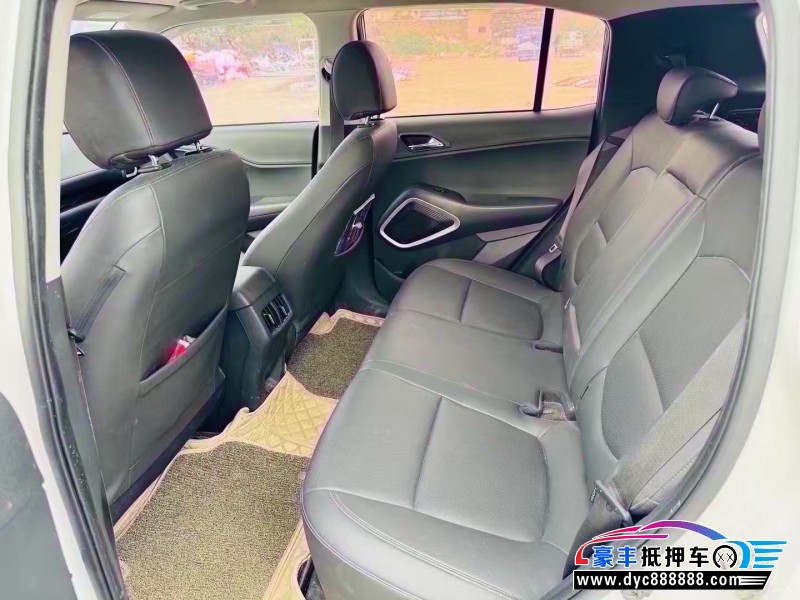 18年现代ix35轿车抵押车出售