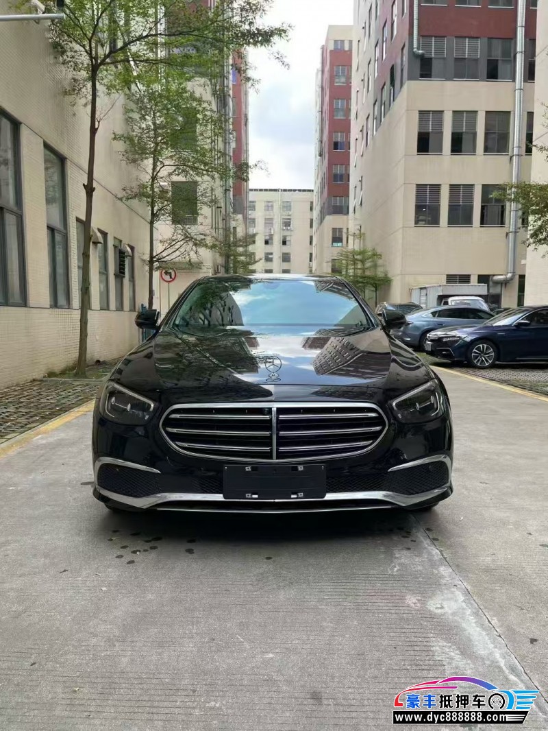 22年奔驰E轿车抵押车出售