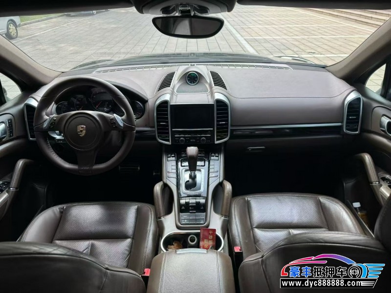 13年保时捷卡宴轿车抵押车出售