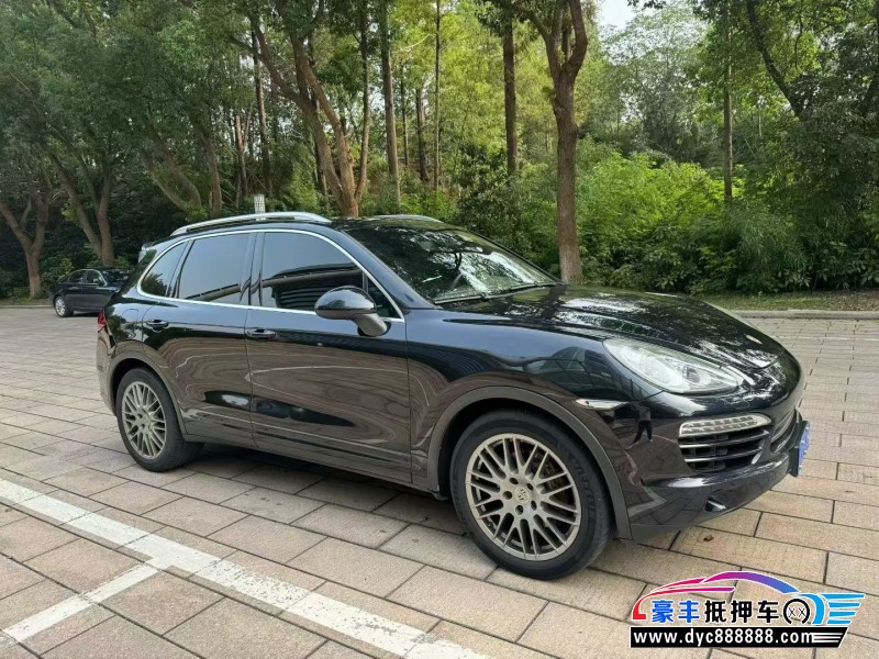 13年保时捷卡宴轿车抵押车出售