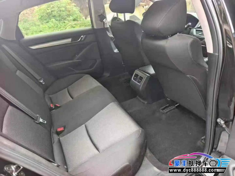 20年本田雅阁轿车抵押车出售