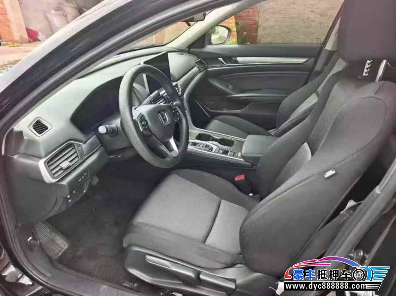 20年本田雅阁轿车抵押车出售