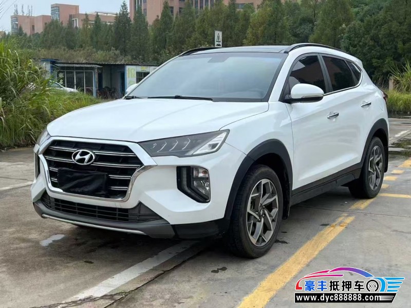 19年现代途胜轿车抵押车出售