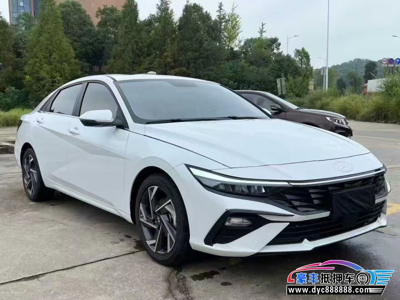 25年现代伊兰特轿车抵押车出售