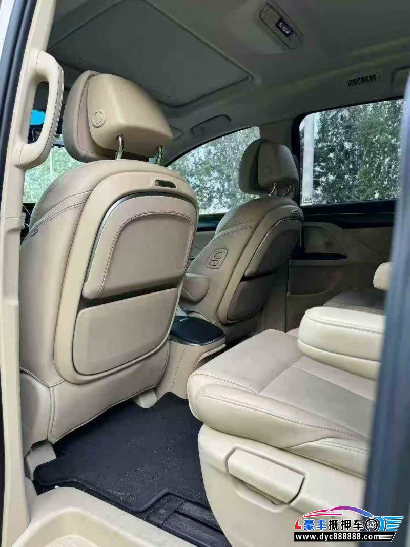 22年别克GL8MPV抵押车出售