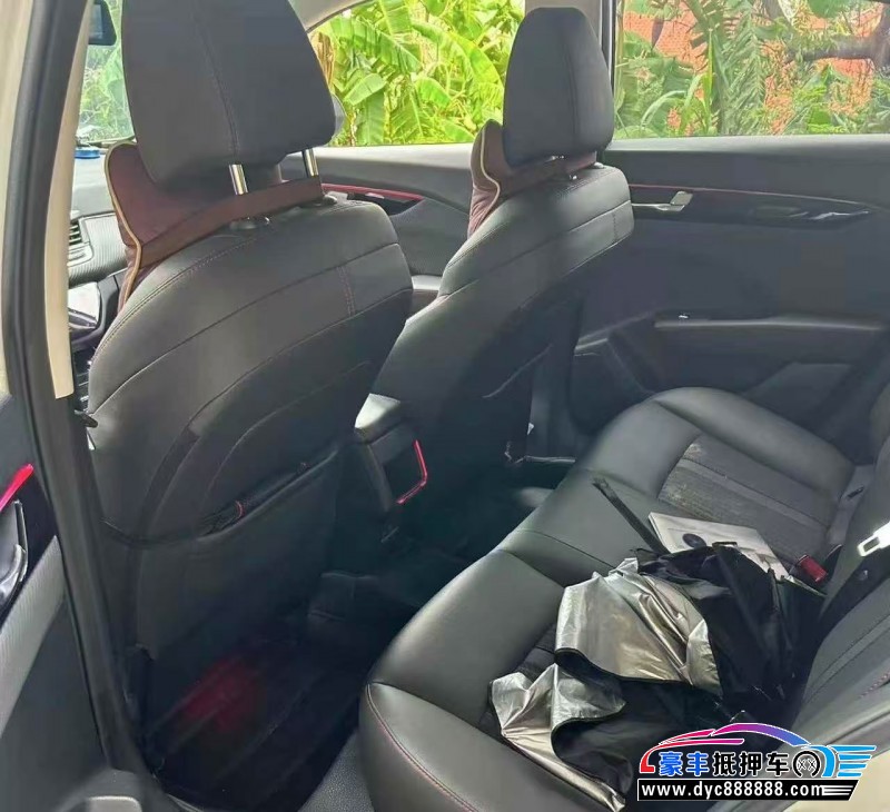 22年东风风神奕炫轿车抵押车出售