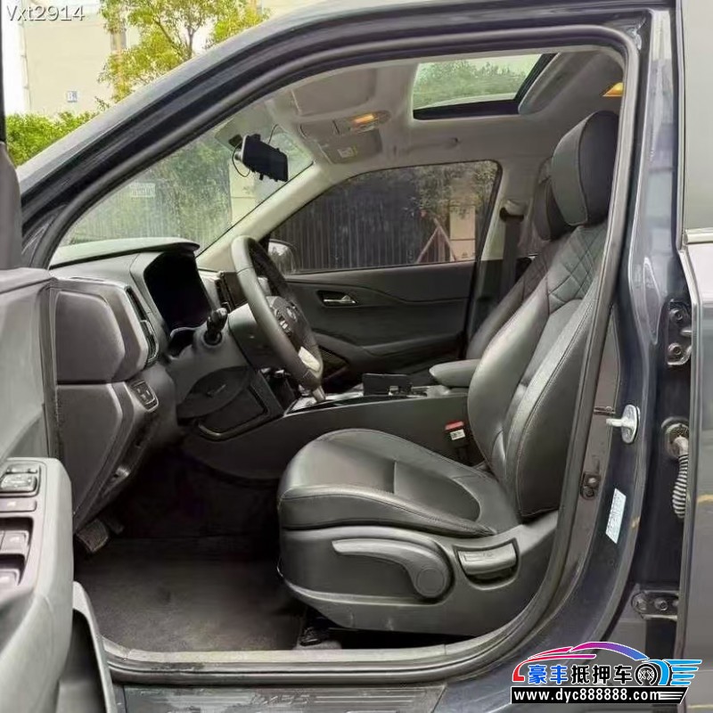 23年现代ix35轿车抵押车出售