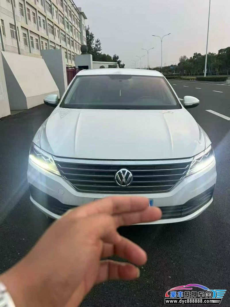 22年大众朗逸轿车抵押车出售