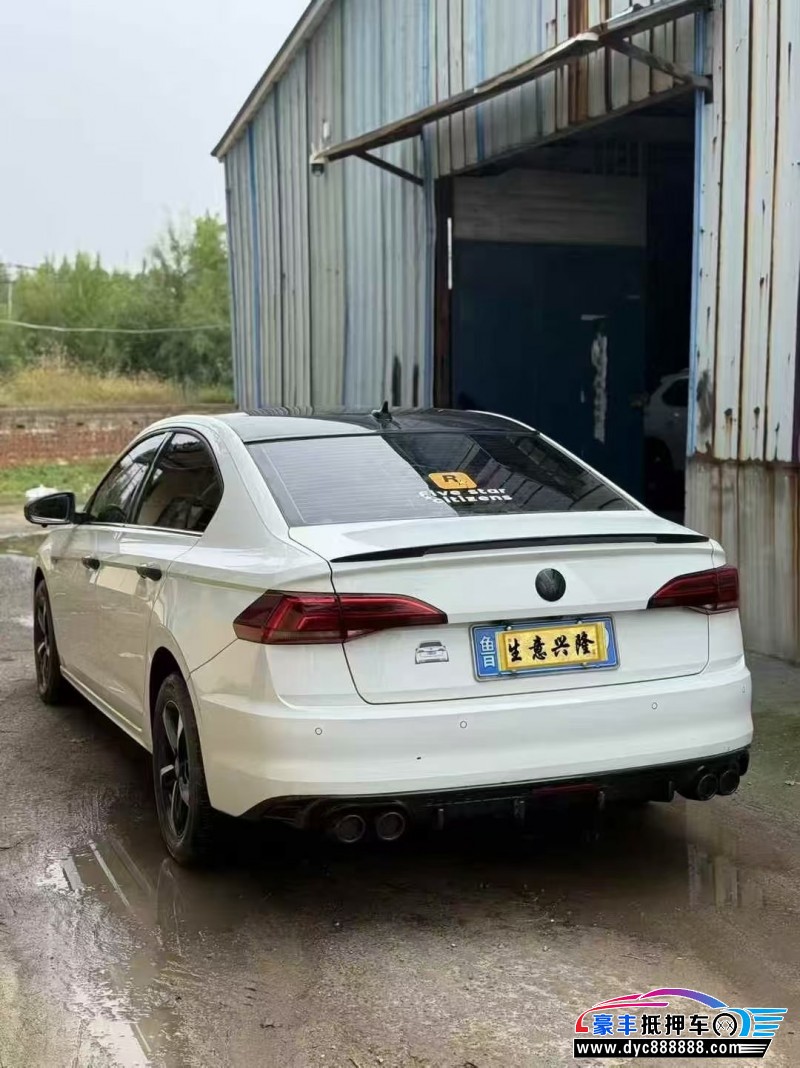 21年大众宝来轿车抵押车出售