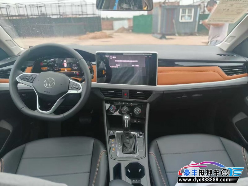 25年大众宝来轿车抵押车出售