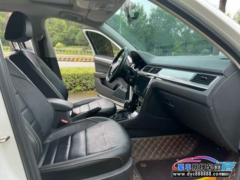 18年大众宝来轿车抵押车出售