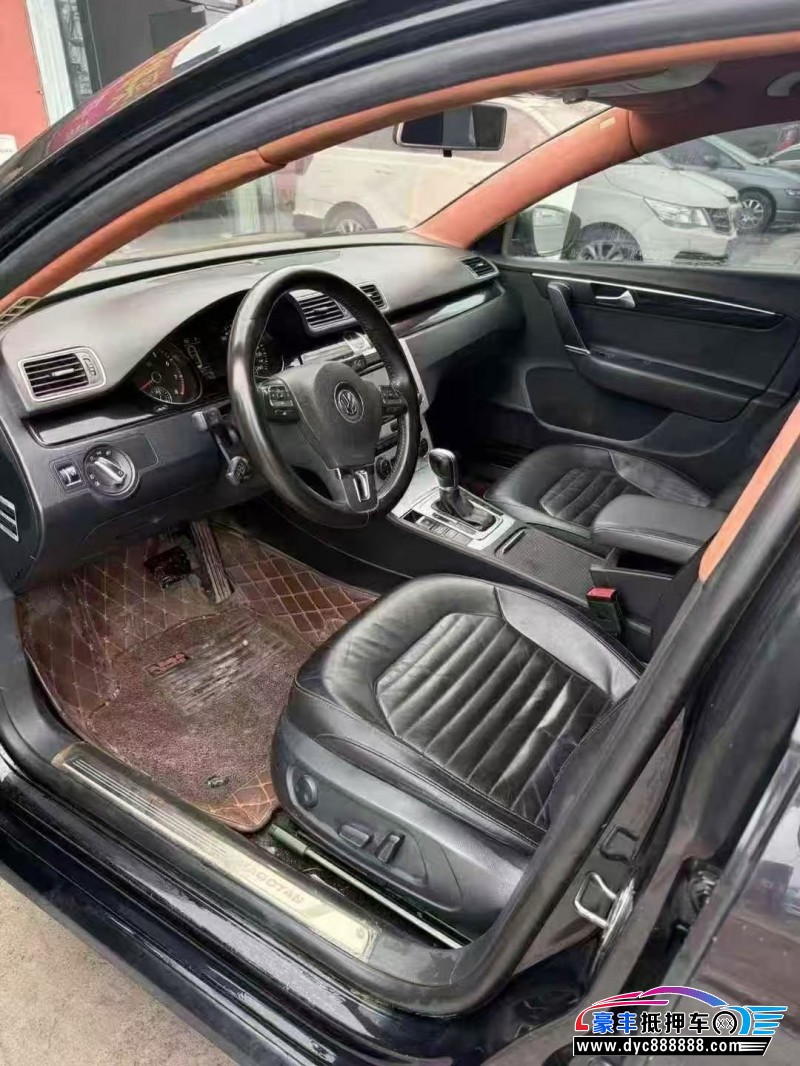 14年大众迈腾轿车抵押车出售