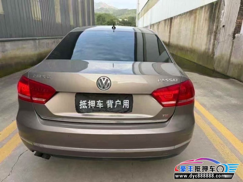 12年大众帕萨特轿车抵押车出售