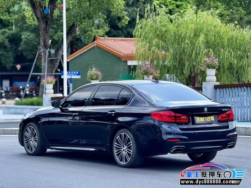 17年宝马5系轿车抵押车出售