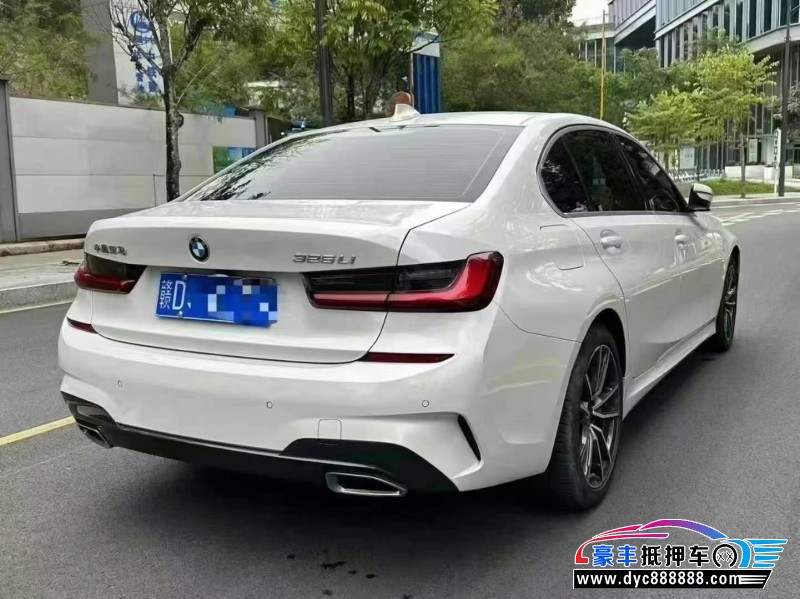 22年宝马3系轿车抵押车出售